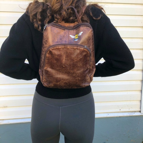 Leather Purse with Bee Detailing - Picture 2 of 3